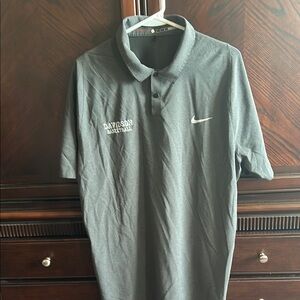 Nike Gray Polo Shirt for Everyday Wear